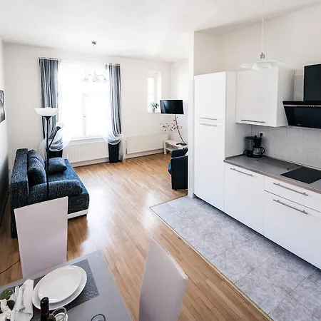 Modern Riegrovy Sady Daire Prag