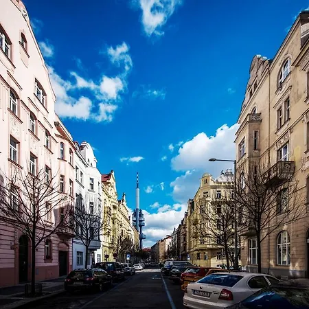 Modern Riegrovy Sady Διαμέρισμα *