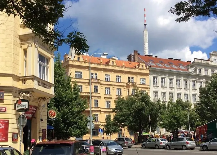 Modern Riegrovy Sady Apartman Prága