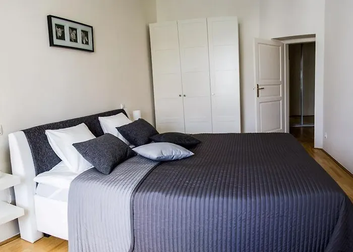 Modern Riegrovy Sady Apartman Prága